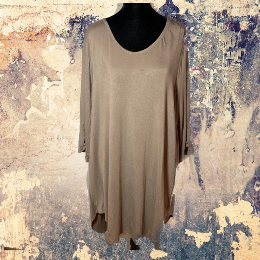 Latte Tunic - Picture 2 of 6